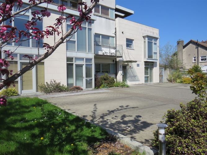 2 Bed Apartment To Let