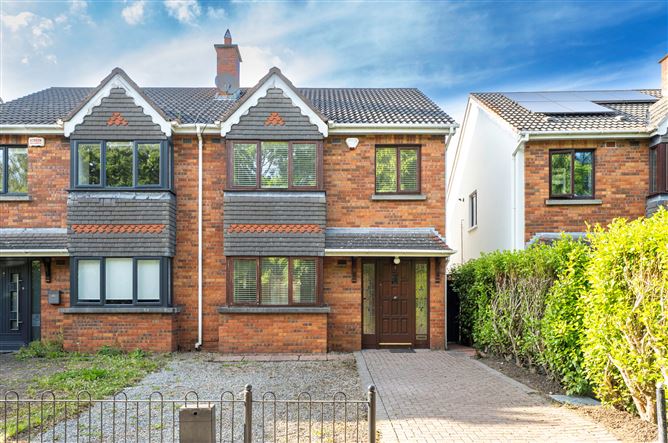 4 Bed Semi-Detached House For Sale
